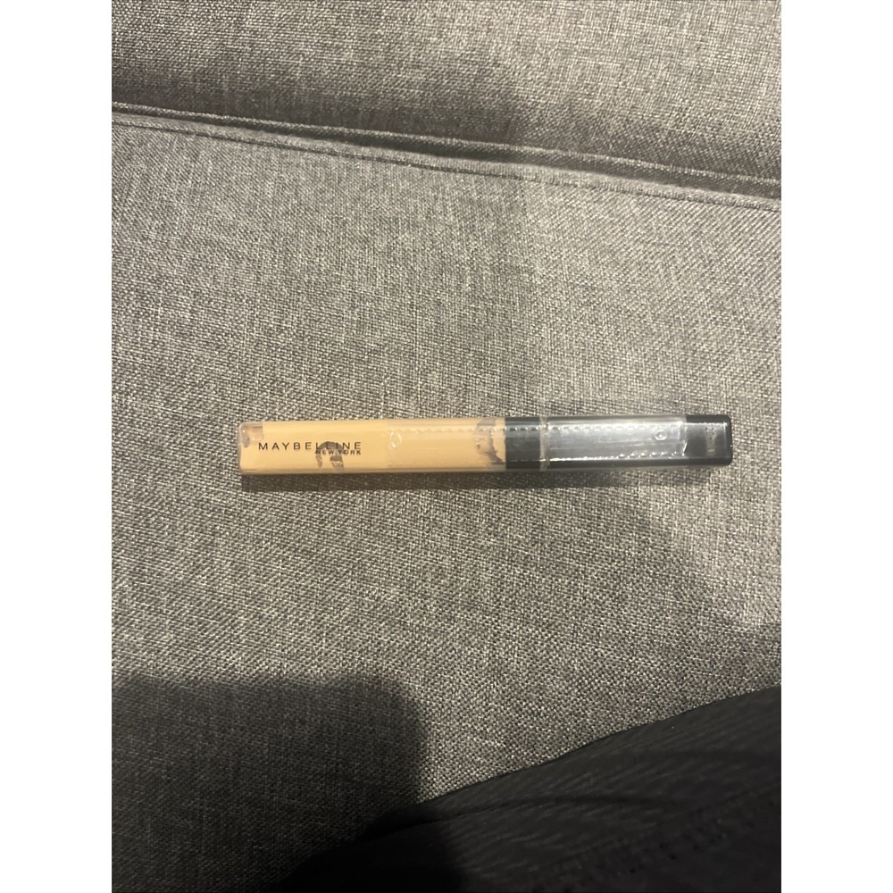 Maybelline Fit Me! Concealer 0.23fl.oz./6.8ml 25 Medium 25